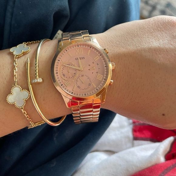 Guess Women's Gold Watch - Picture 4 of 8